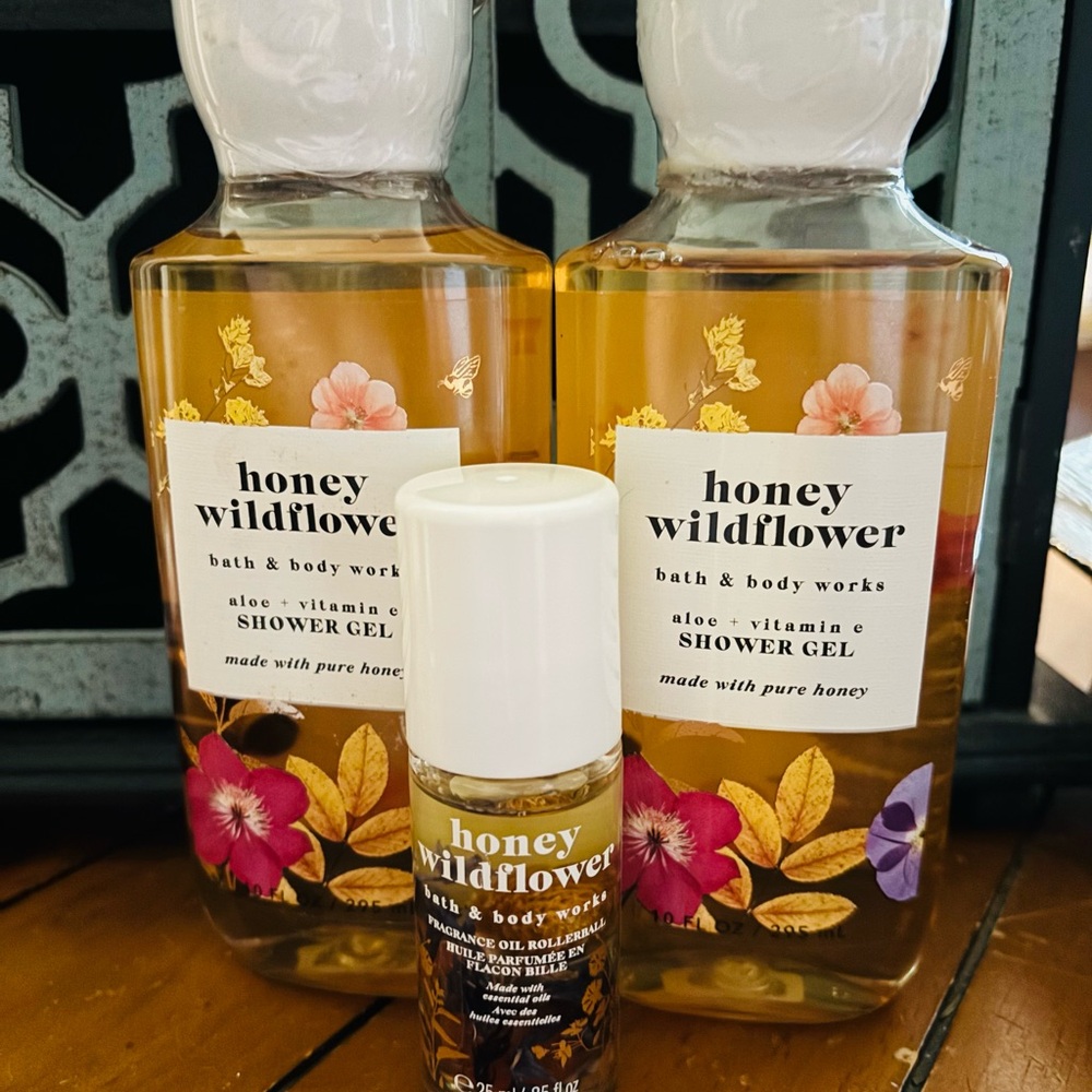 Bath & Body Works Honey Wildflower Shower Gel and Fragrance Set